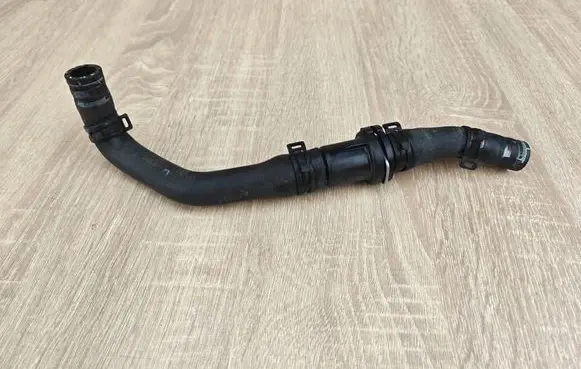 Audi A6 S6 C7 4G Engine coolant pipe/hose 4G0122445J