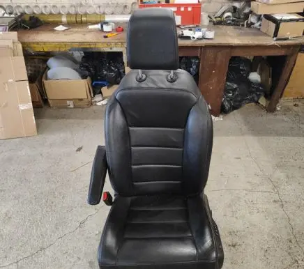 Peugeot Traveller Front driver seat 
