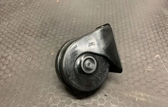 Opel Zafira B Horn signal 55306 4M80S