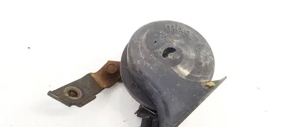 Volkswagen Golf IV Horn signal E200884
