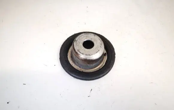 Volkswagen Golf IV Front coil spring rubber mount 1j0412319c
