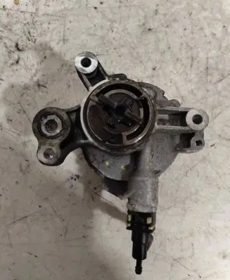 Ford Mondeo MK IV Vacuum pump