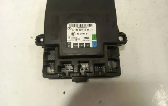 Mercedes-Benz B W245 Door control unit/module A1698201285 10001761