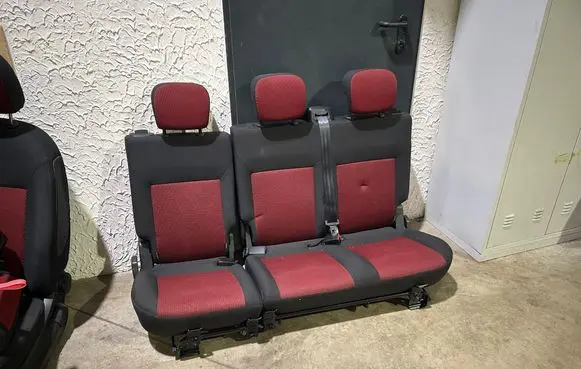 Fiat Doblo Second row seats 