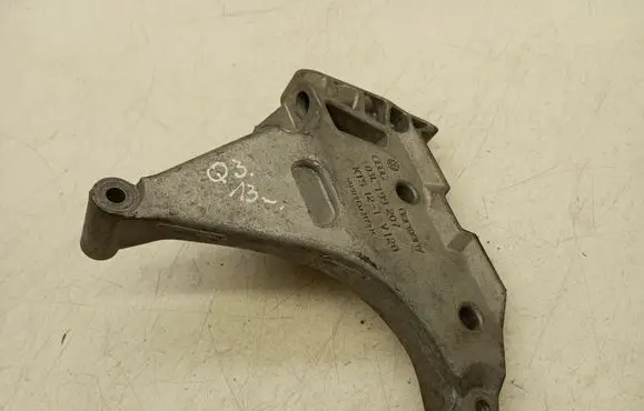 Audi Q3 8U Engine mounting bracket 03L199207