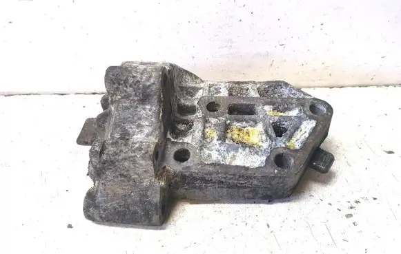 Mercedes-Benz 100 W631 Generator/alternator bracket 6161550735