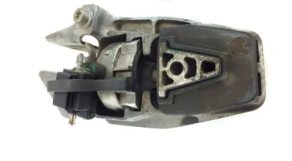 Citroen C5 Engine mount vacuum valve 