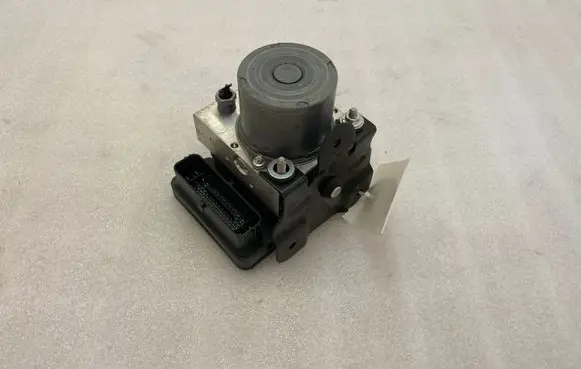 Jaguar XE ABS Pump GX7314F447AF
