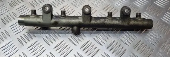 Citroen Berlingo Fuel main line pipe 9657017680 0445214092 49027A2303