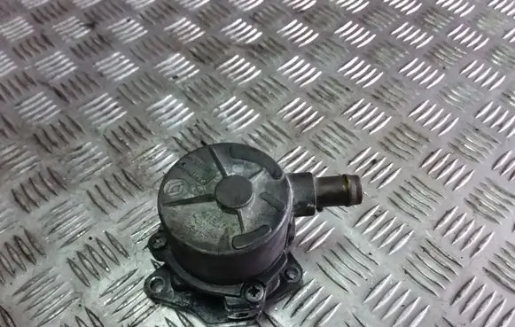 Renault Scenic I Vacuum pump 8200031420 MM101345