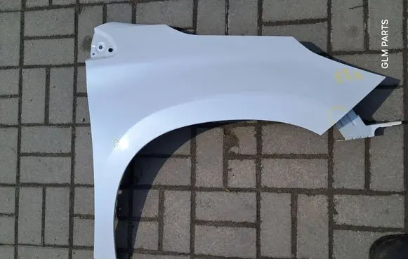 Peugeot 2008 I Fender