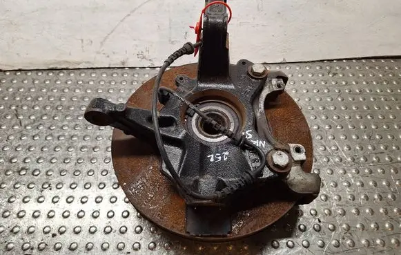 Front wheel hub spindle knuckle