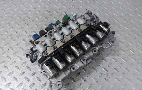 Citroen Jumpy Transmission gearbox valve body 9824606380 1682611180