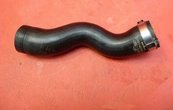 Ford B-MAX Intercooler hose/pipe C1B16K863AE