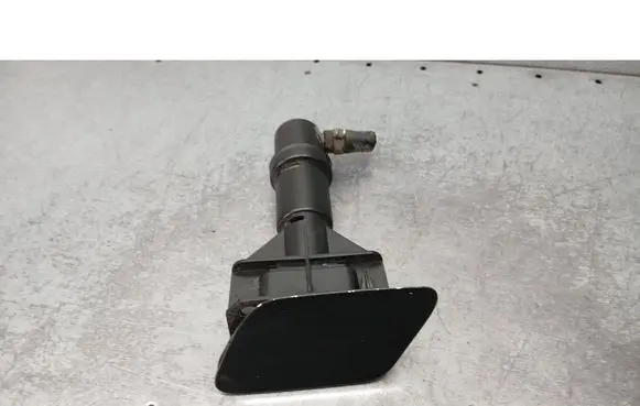 Audi A6 Allroad C5 Windshield washer spray nozzle 
