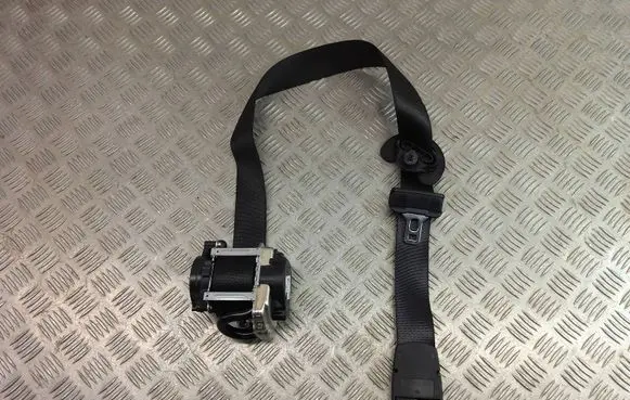 BMW X2 F39 Front seatbelt 7428112