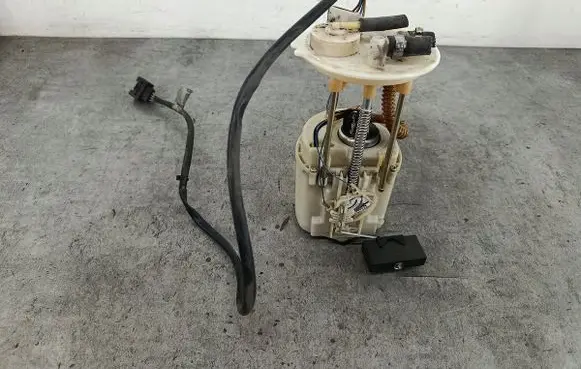 Mercedes-Benz A W168 In-tank fuel pump 