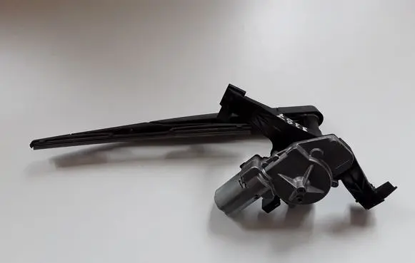 Opel Corsa E Rear window wiper motor 0390205011