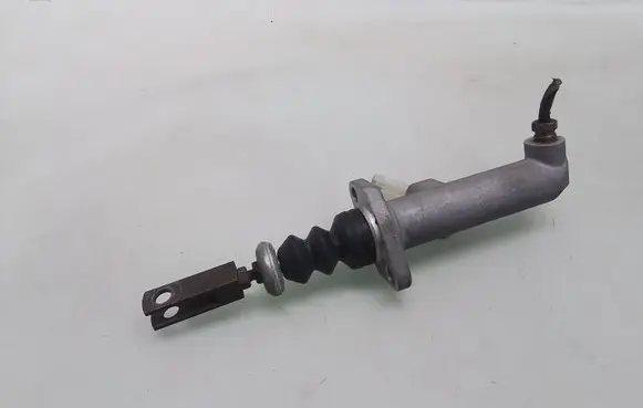 Audi A4 S4 B5 8D Clutch master cylinder TKO45