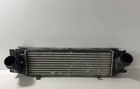 BMW 2 F22 F23 Intercooler radiator 7600533