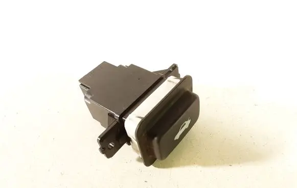 Tailgate opening switch