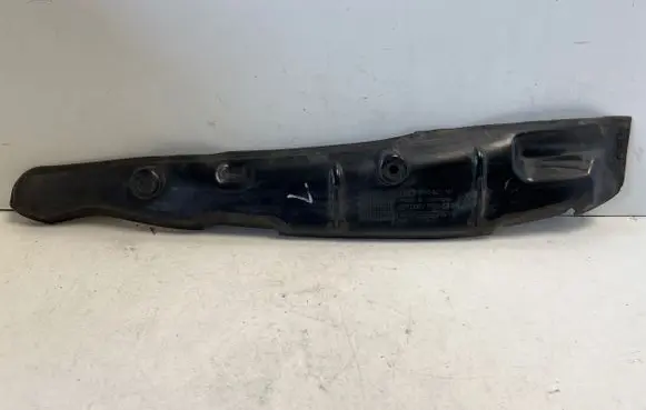 Fender end trim