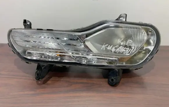 Ford Kuga II Front fog light CV4413B221 04B01102A16381
