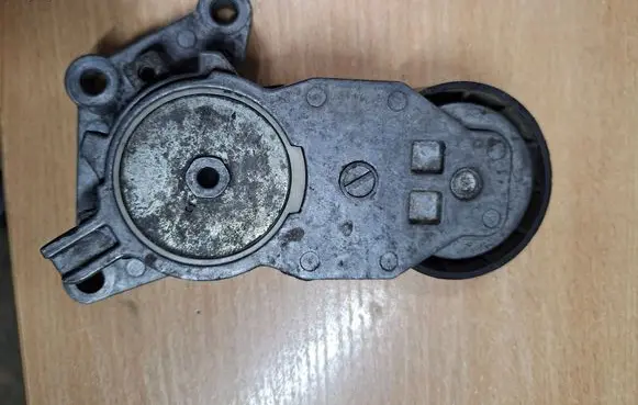 Citroen C3 Generator/alternator belt tensioner TF049