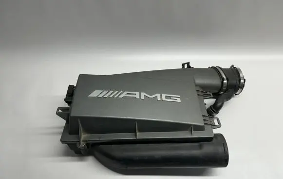 Mercedes-Benz CLS C218 X218 Air filter box A2780902401 A2780940004