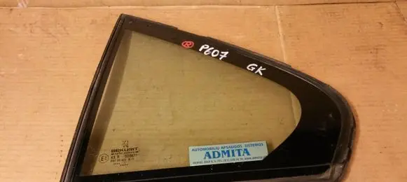 Peugeot 607 Rear vent window glass AS2