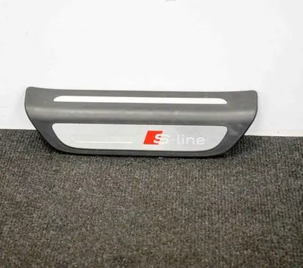 Audi Q3 8U Rear sill trim cover