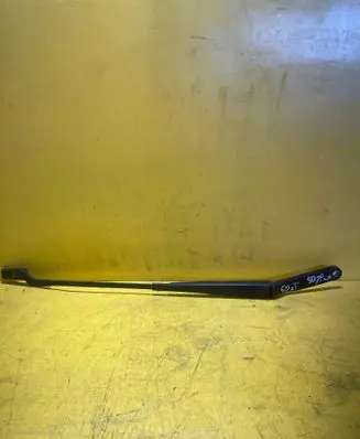 Peugeot 308 SW Front wiper blade arm 9680477080