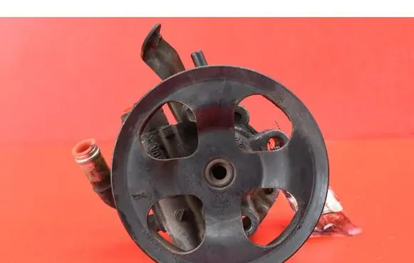 Toyota Avensis Verso Power steering pump