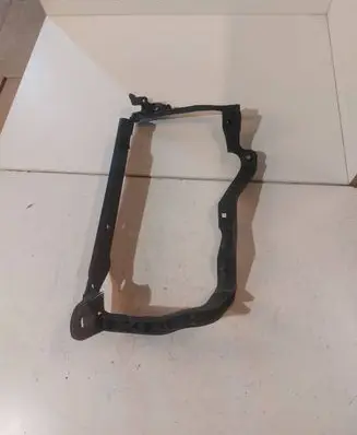 Headlight/headlamp mounting bracket