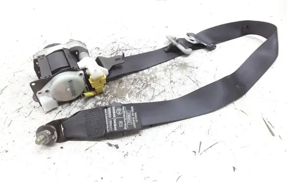 Honda Civic Front seatbelt E11040846