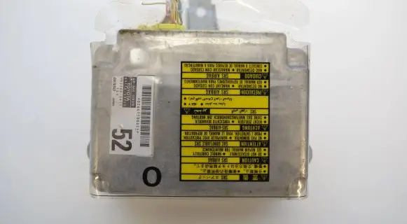 Lexus RX 450H Airbag control unit/module 8917048060