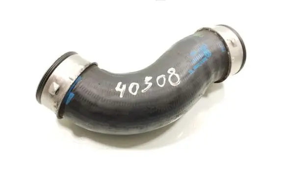 Audi Q7 4L Intercooler hose/pipe 1K0145838D