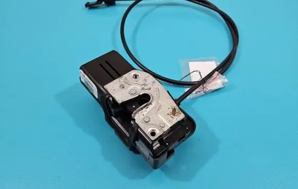 Tesla Model S Rear door lock 6008914-00-D IMPRK1413418