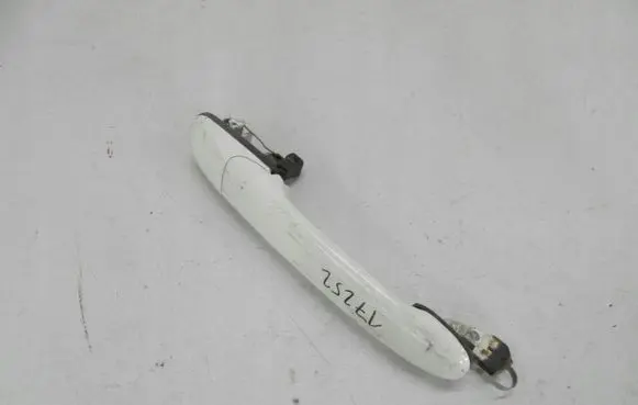 Volkswagen Polo III 6N 6N2 6NF Rear door exterior handle 