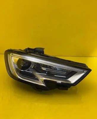Audi A3 S3 8V Headlight/headlamp 8V0941006E