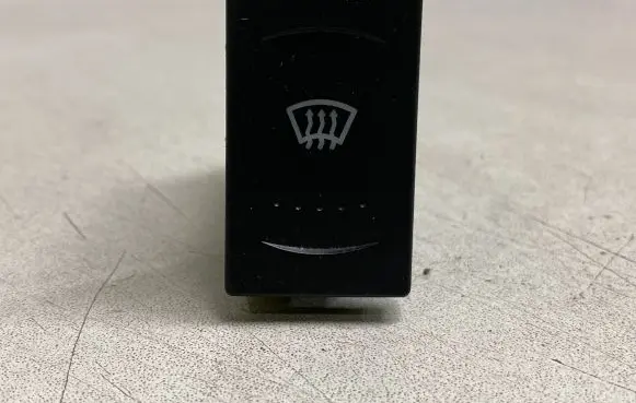 Windscreen/window heater switch