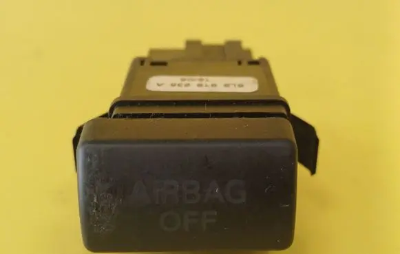Seat Ibiza III (6L) Passenger airbag on/off switch 6L2919235A