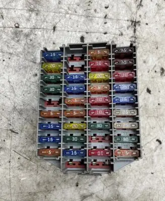 Volvo S60 Fuse module 9162439