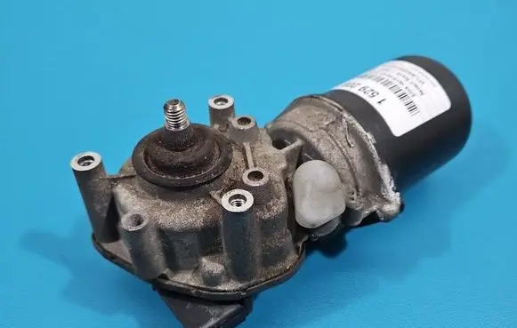Wiper motor