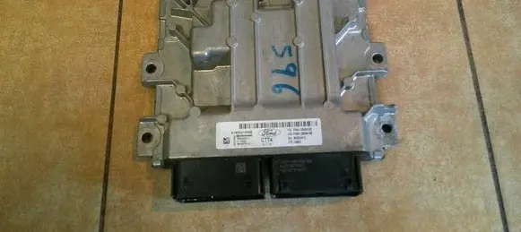 Ford Kuga II Engine control unit/module ECU S180221005E FV4A12A650DE FV6A12B684BB