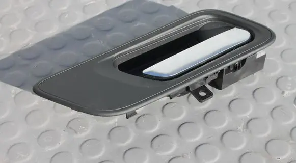 Nissan Qashqai J12 Front door interior handle 806826UA0D-QASHQAI 806826UA0D 80682-6UA0D