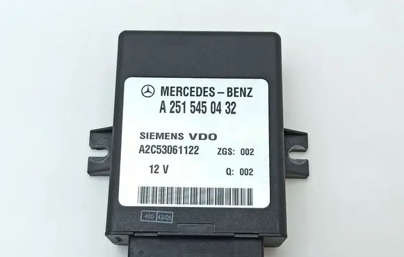 Mercedes-Benz R W251 Suspension control unit/module a2515450432