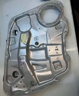 Mercedes-Benz ML AMG W164 Front window lifting mechanism without motor A1648209385