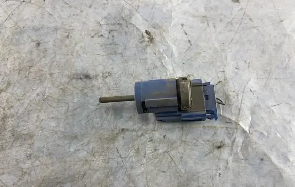 Clutch pedal sensor