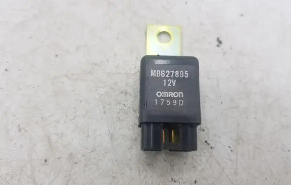 Mitsubishi Pajero Sport I Other relay MB627895